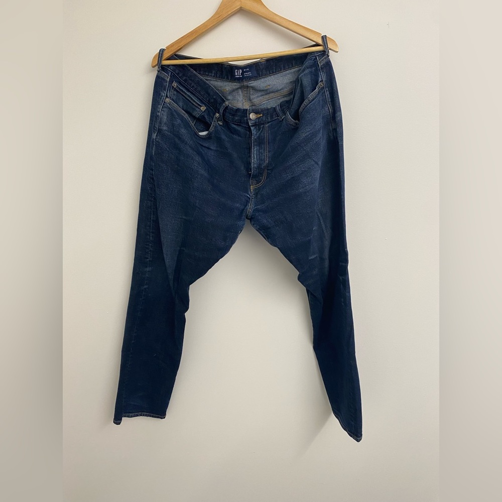 Men’s Gap Athletic Straight Jeans